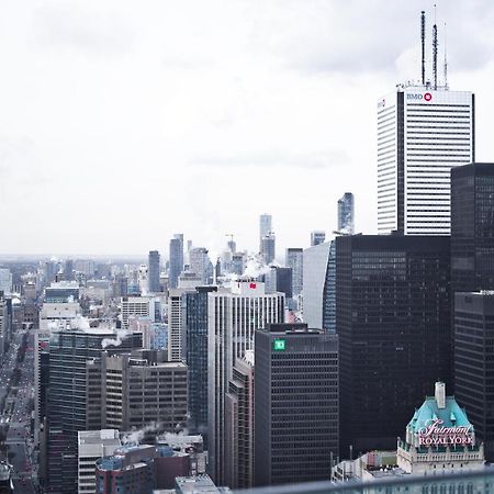 The York Boutique Suites Toronto Exterior photo